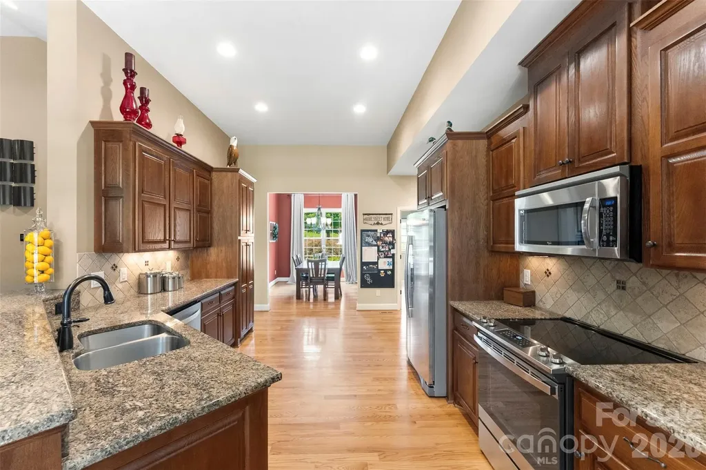 543 Kenway Loop Mooresville NC 28117
