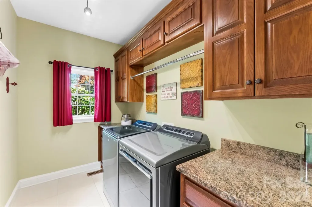 543 Kenway Loop Mooresville NC 28117