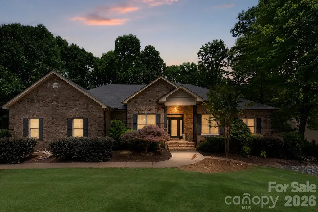 543 Kenway Loop Mooresville NC 28117