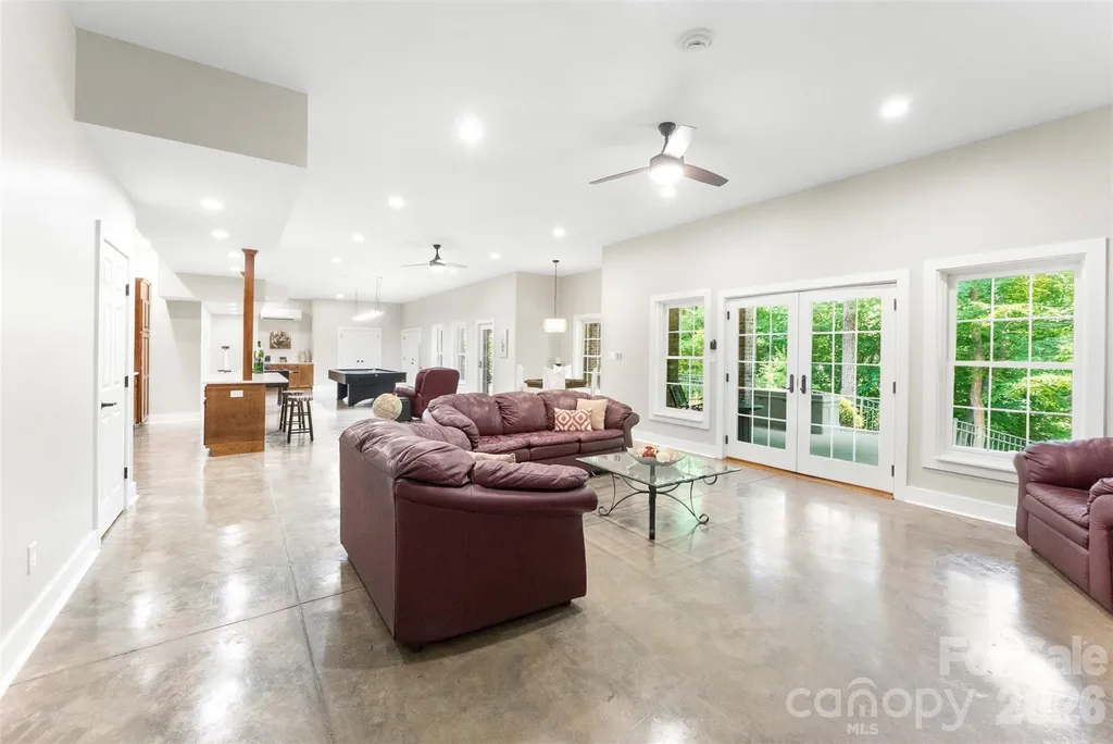 543 Kenway Loop Mooresville NC 28117