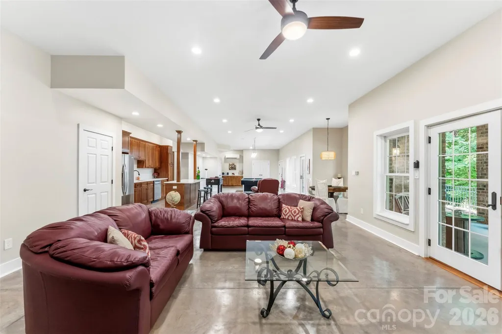 543 Kenway Loop Mooresville NC 28117