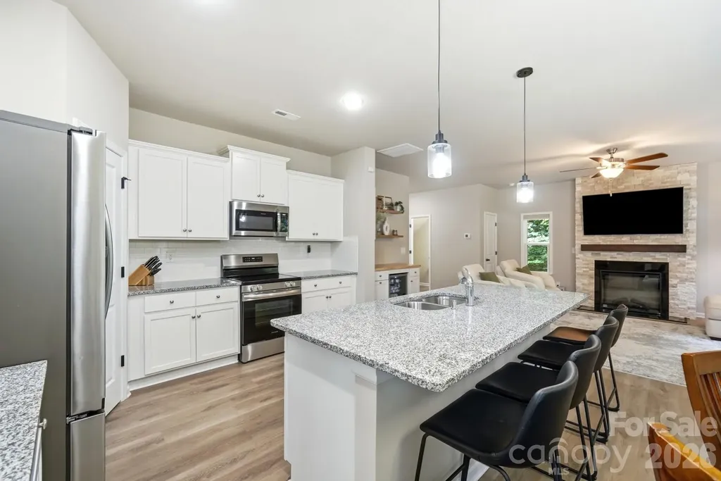 4005 Ruth Creek Court Charlotte NC 28216