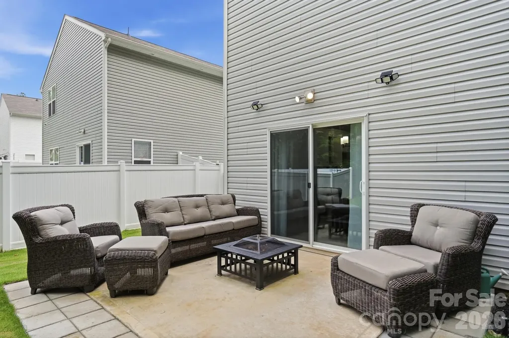 4005 Ruth Creek Court Charlotte NC 28216