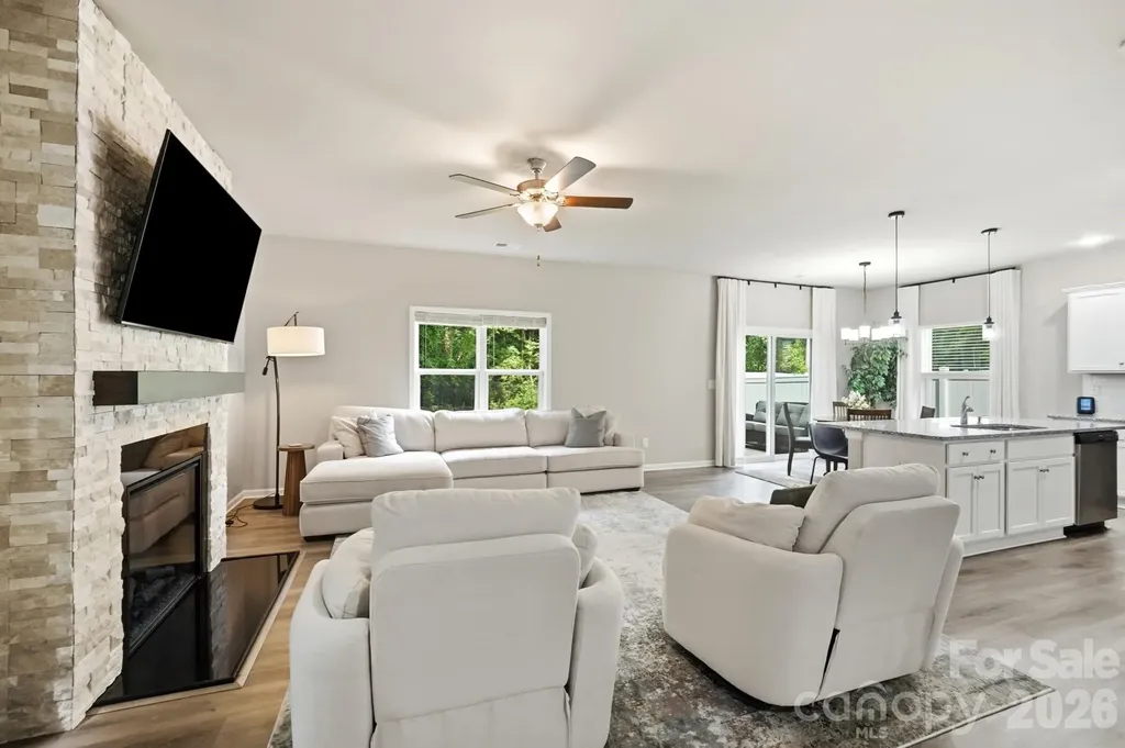 4005 Ruth Creek Court Charlotte NC 28216