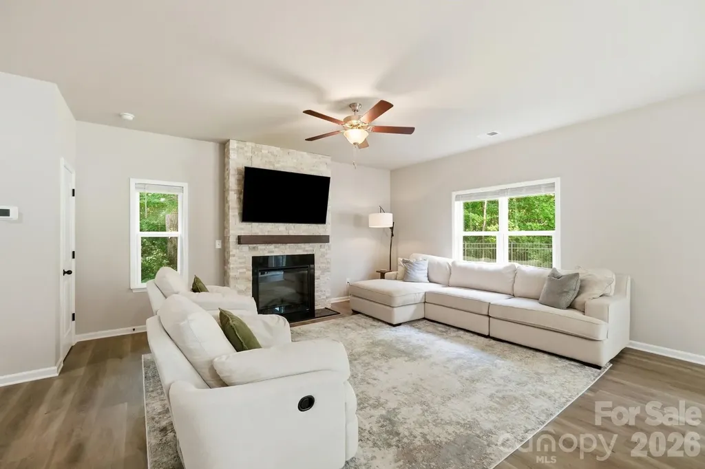 4005 Ruth Creek Court Charlotte NC 28216