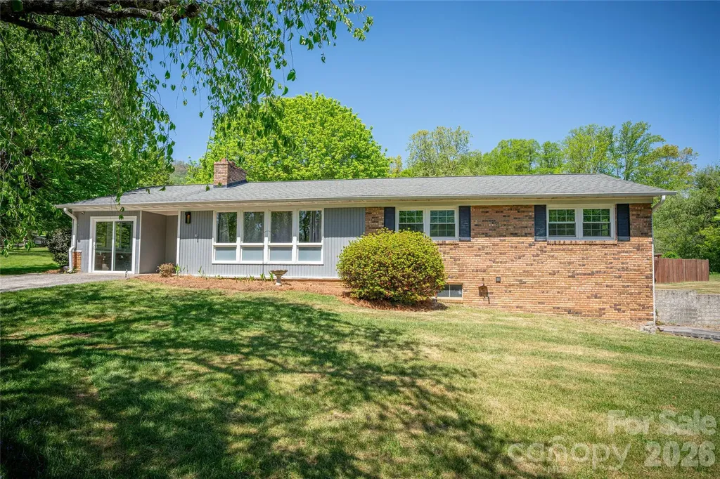 7 Lula Cove Road Weaverville NC 28787