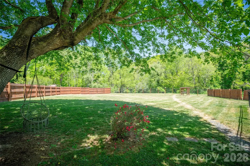 7 Lula Cove Road Weaverville NC 28787