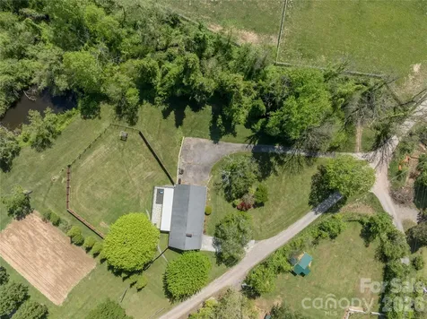 7 Lula Cove Road Weaverville NC 28787