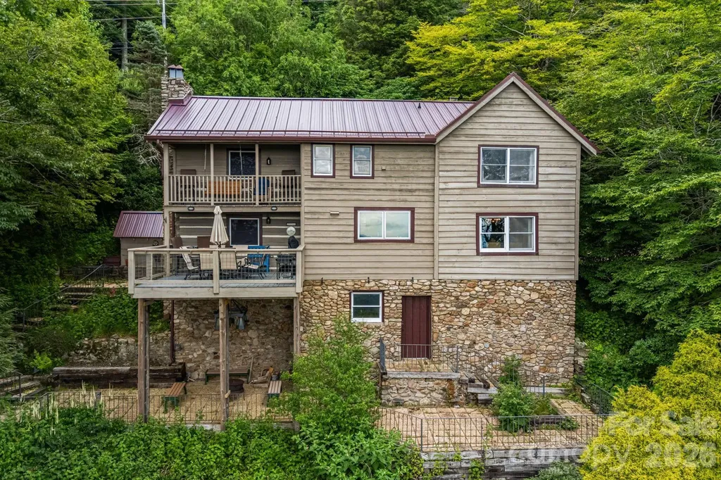 692 Mckinney Gap Drive Mars Hill NC 28754