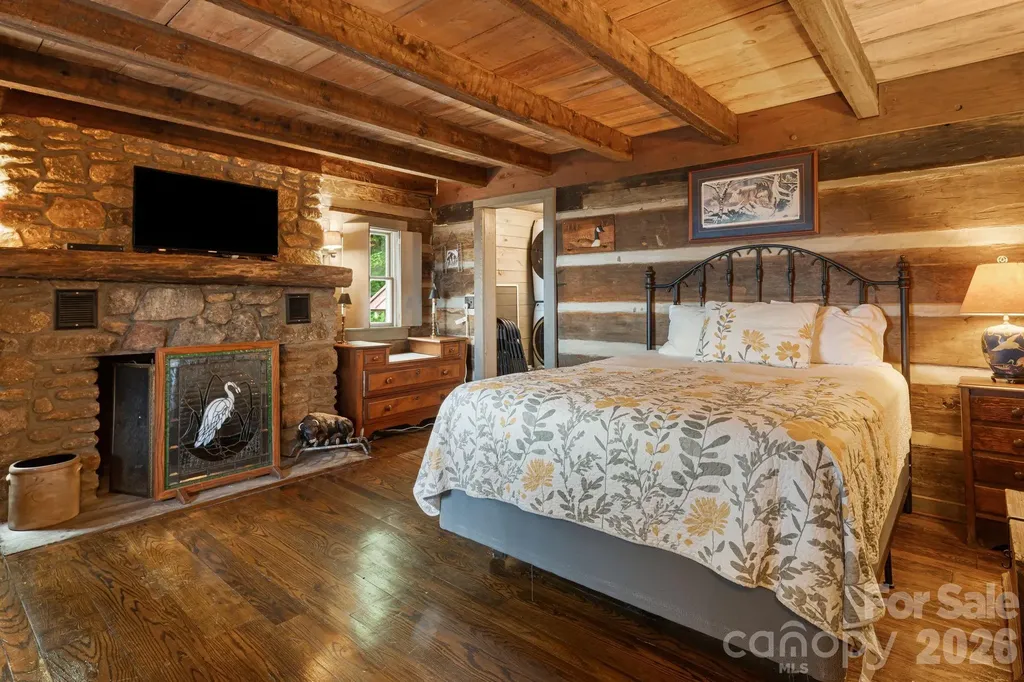 692 Mckinney Gap Drive Mars Hill NC 28754