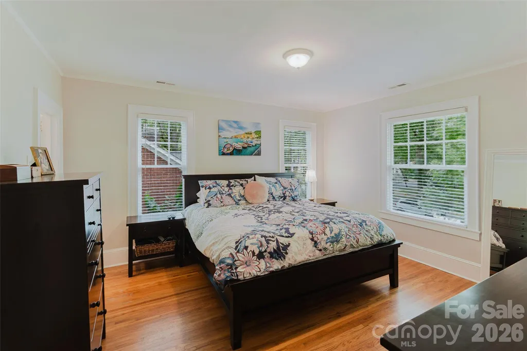1825 Dilworth Road W Charlotte NC 28203