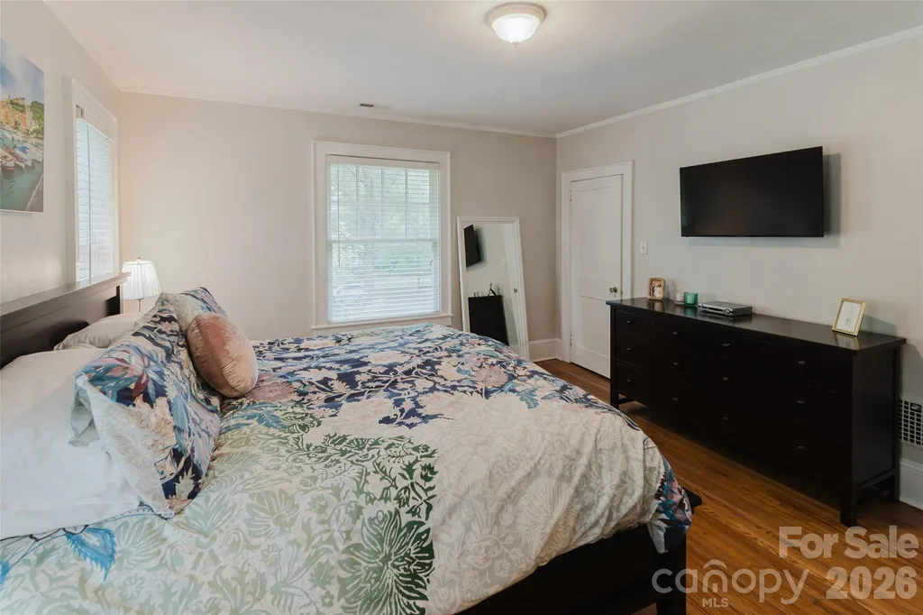 1825 Dilworth Road W Charlotte NC 28203