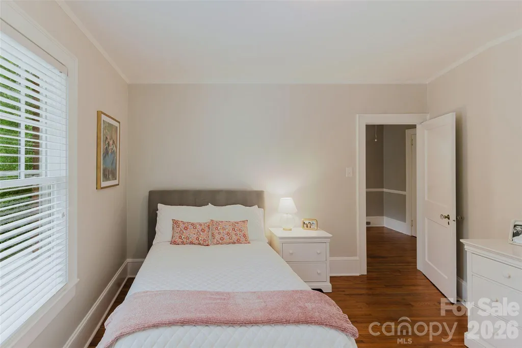 1825 Dilworth Road W Charlotte NC 28203