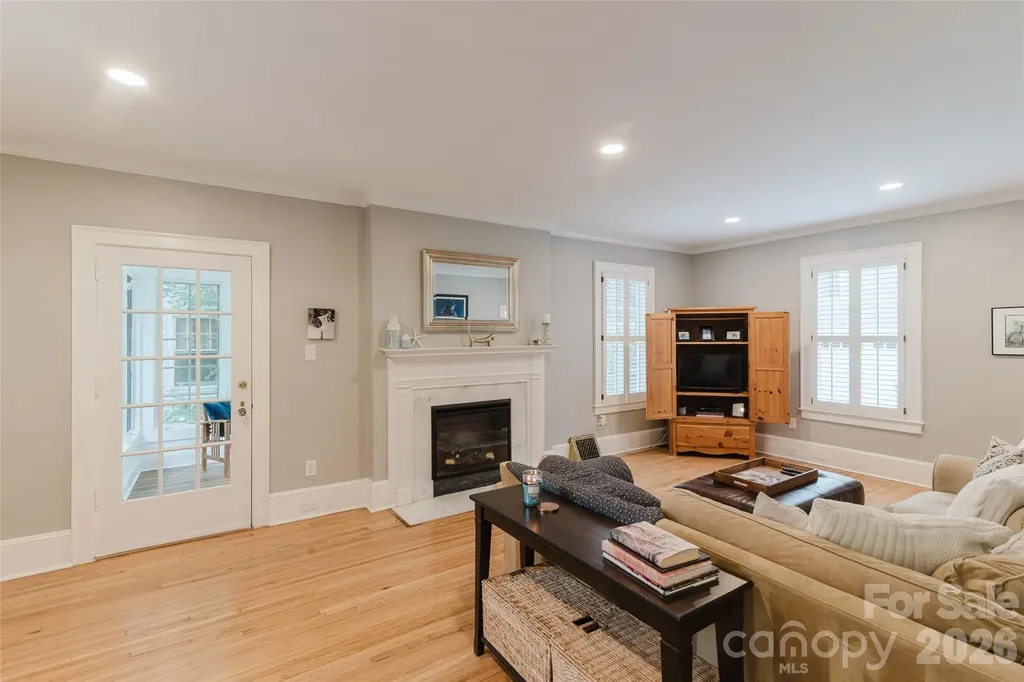 1825 Dilworth Road W Charlotte NC 28203