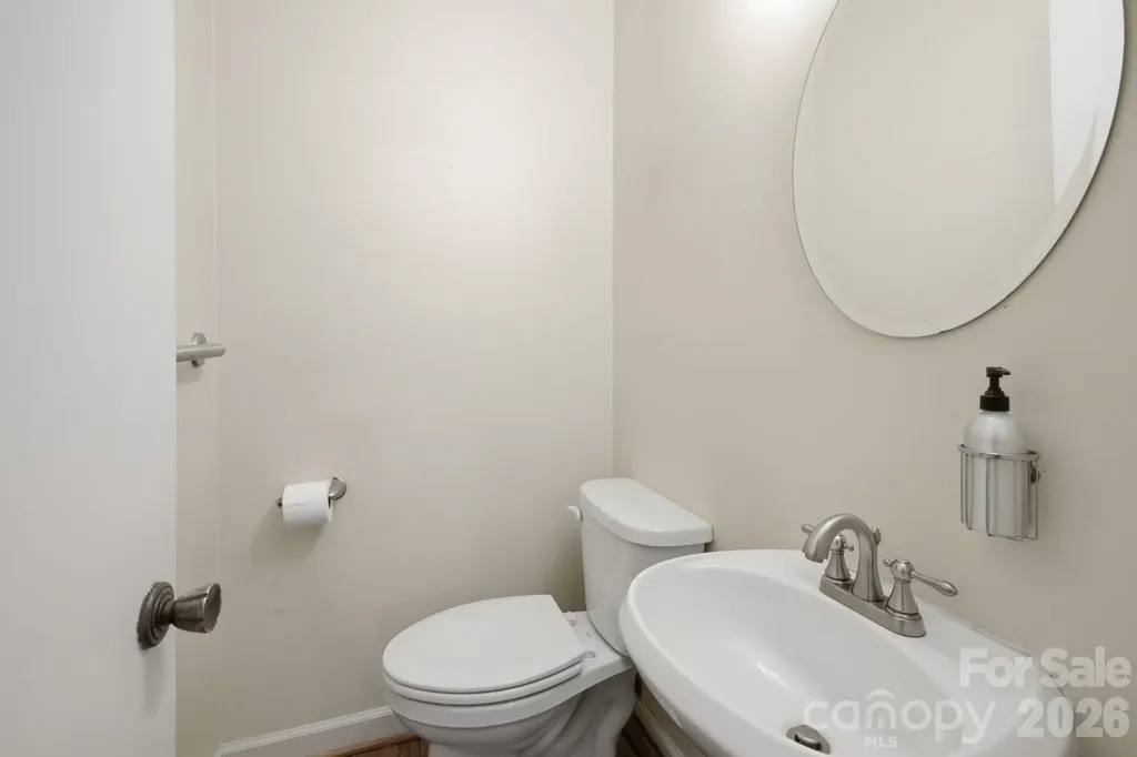 710 37th Avenue NE Hickory NC 28601