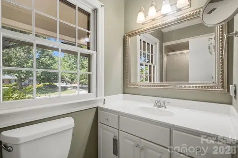 710 37th Avenue NE Hickory NC 28601