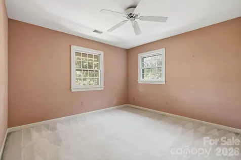 710 37th Avenue NE Hickory NC 28601