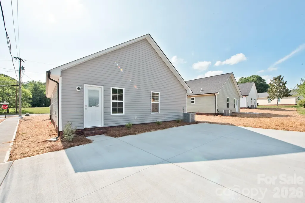 135 Beaver Street Landis NC 28088