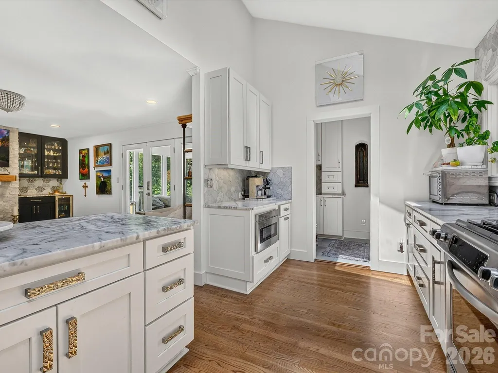 1401 Worcaster Place Charlotte NC 28211