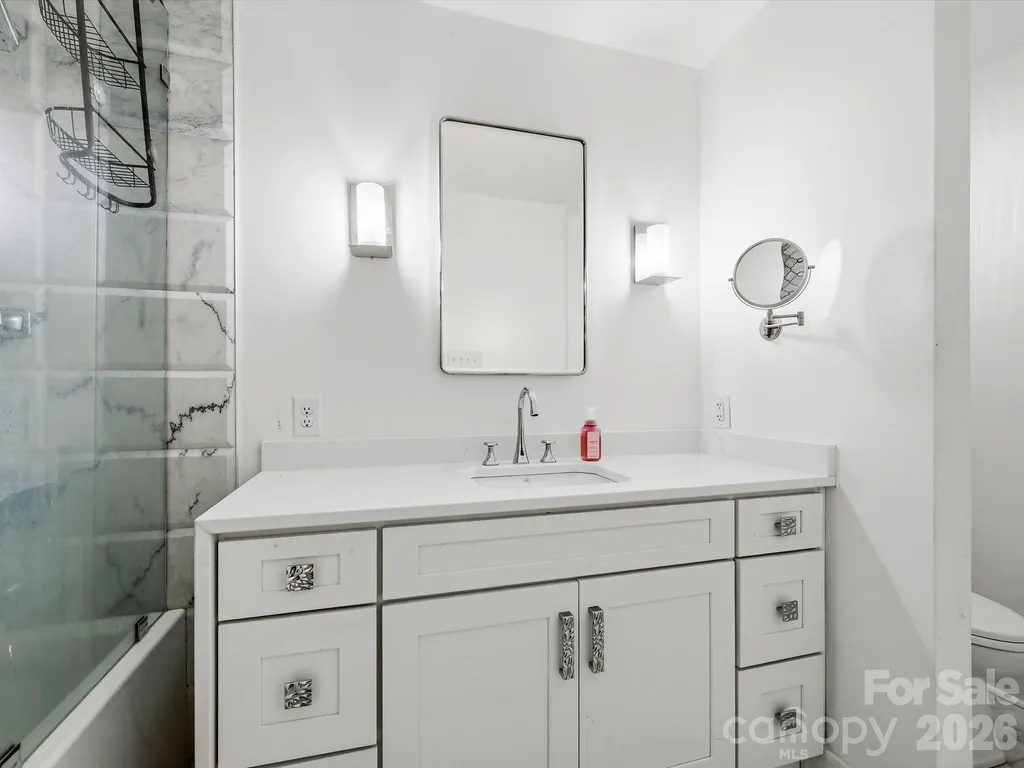 1401 Worcaster Place Charlotte NC 28211