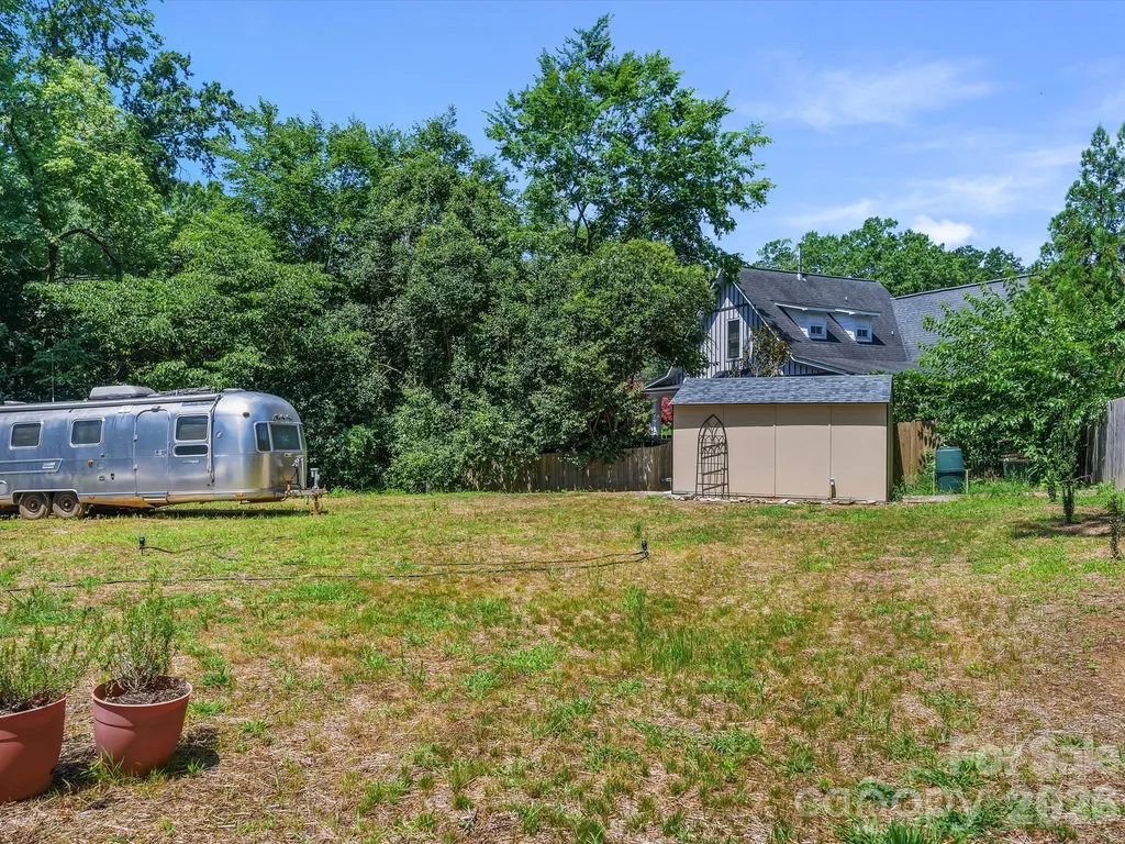 1401 Worcaster Place Charlotte NC 28211