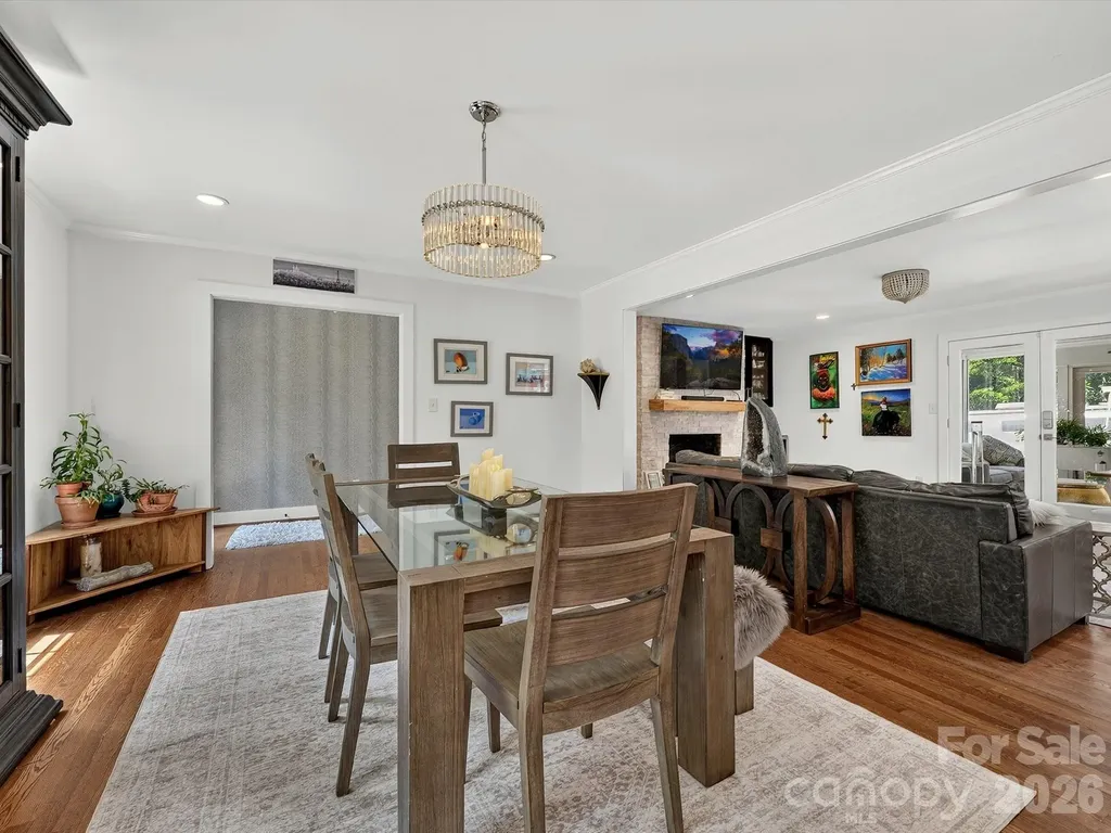 1401 Worcaster Place Charlotte NC 28211