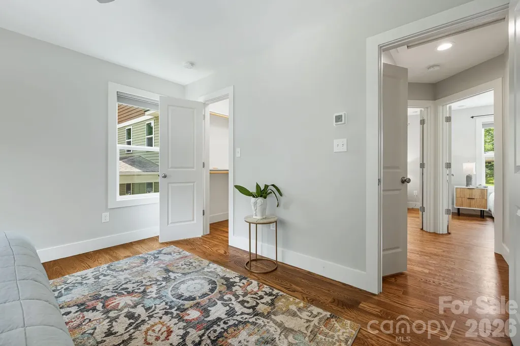 81 Bellevue Road Asheville NC 28803