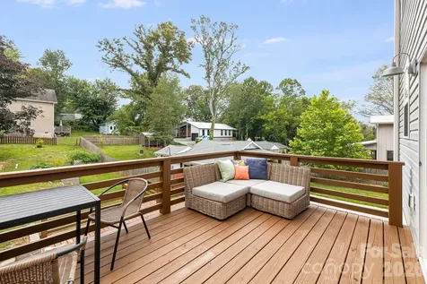 81 Bellevue Road Asheville NC 28803