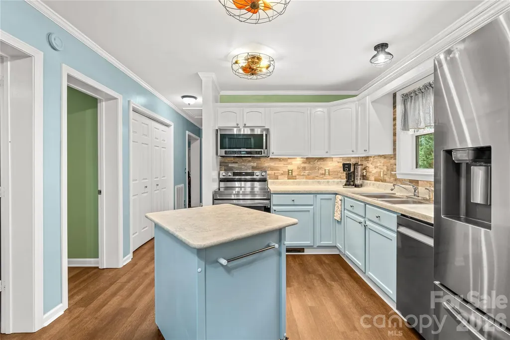 41 Wilmington Street Asheville NC 28806