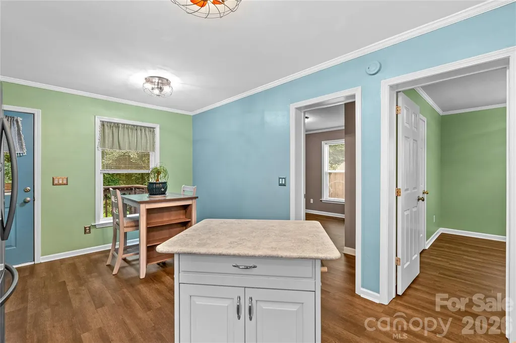 41 Wilmington Street Asheville NC 28806