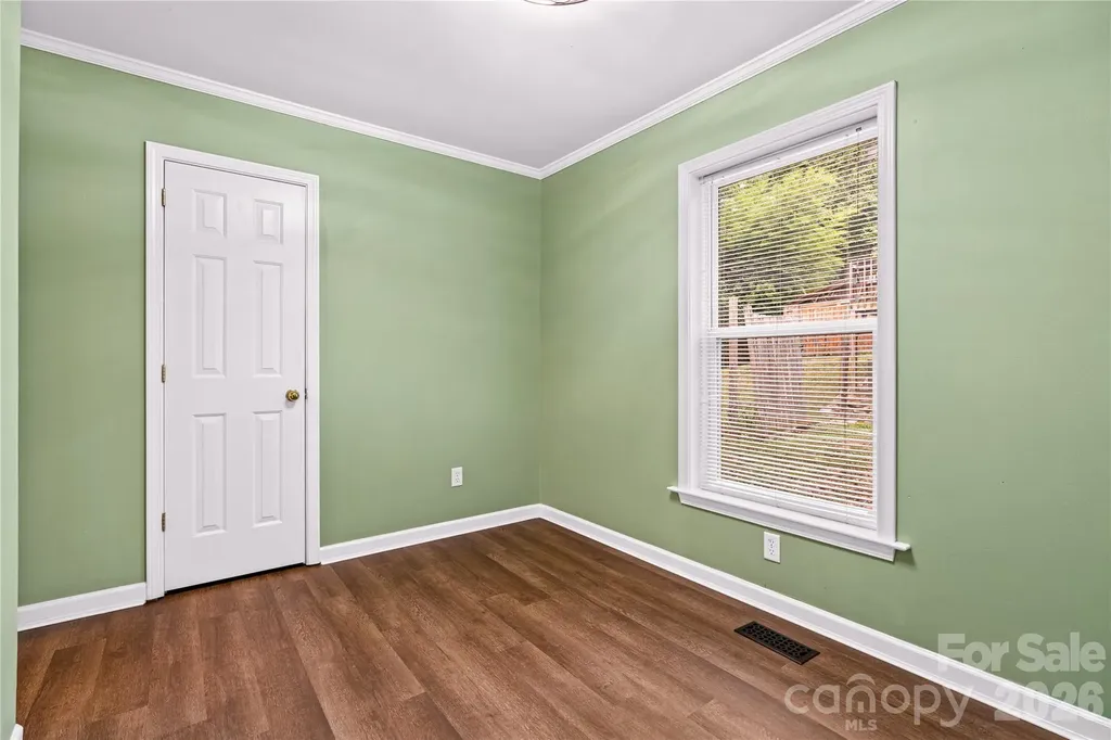 41 Wilmington Street Asheville NC 28806