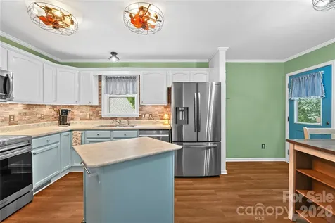 41 Wilmington Street Asheville NC 28806