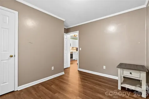 41 Wilmington Street Asheville NC 28806