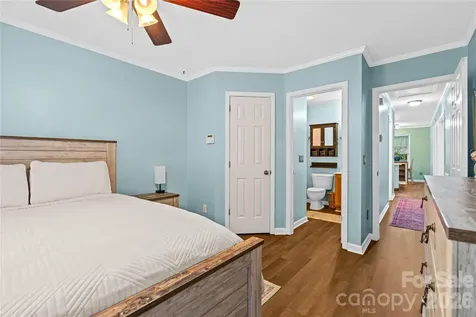 41 Wilmington Street Asheville NC 28806