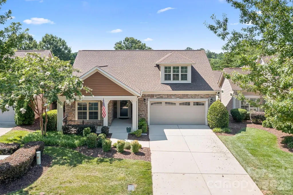 127 Brawley Point Circle Mooresville NC 28117