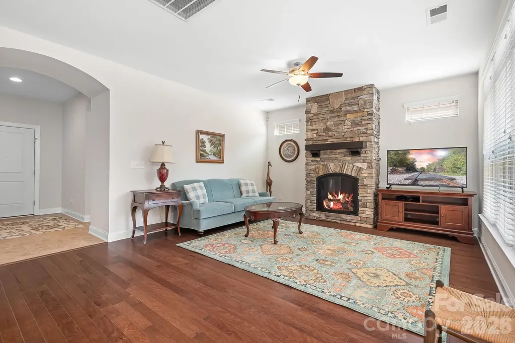 127 Brawley Point Circle Mooresville NC 28117