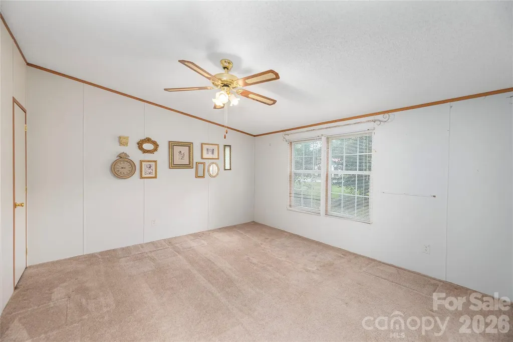 992 Brickyard Road Horse Shoe NC 28742