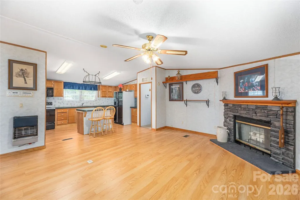 992 Brickyard Road Horse Shoe NC 28742