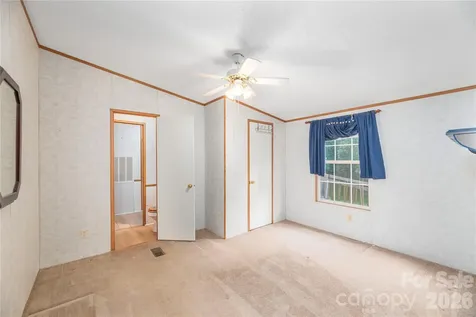 992 Brickyard Road Horse Shoe NC 28742