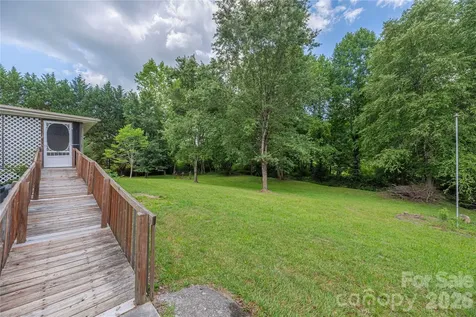 992 Brickyard Road Horse Shoe NC 28742