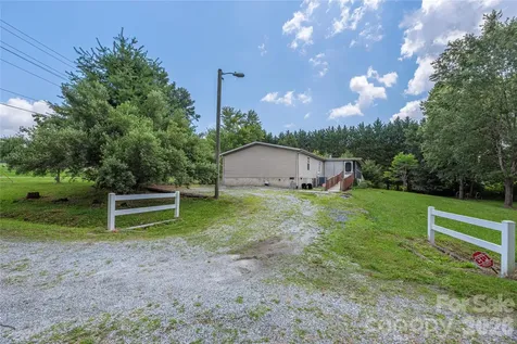 992 Brickyard Road Horse Shoe NC 28742