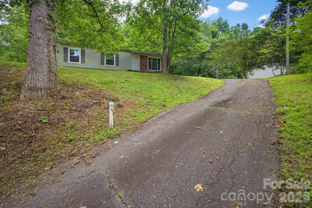 488 John Swofford Road Nebo NC 28761