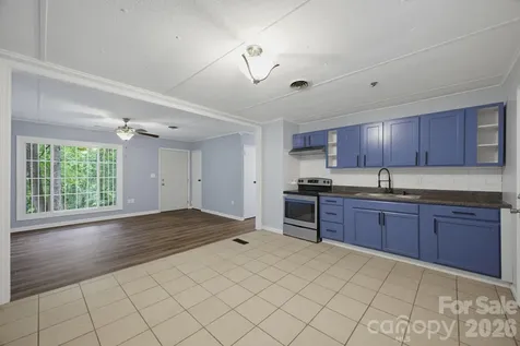 488 John Swofford Road Nebo NC 28761
