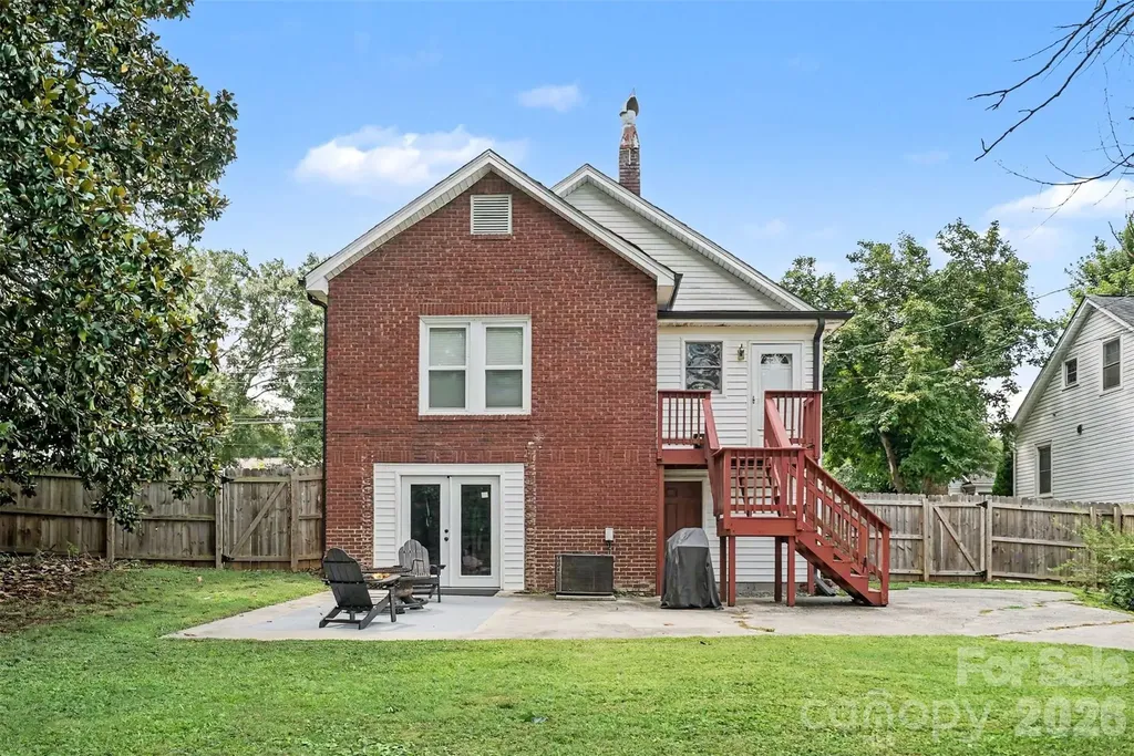 89 Hillcrest Avenue SE Concord NC 28025