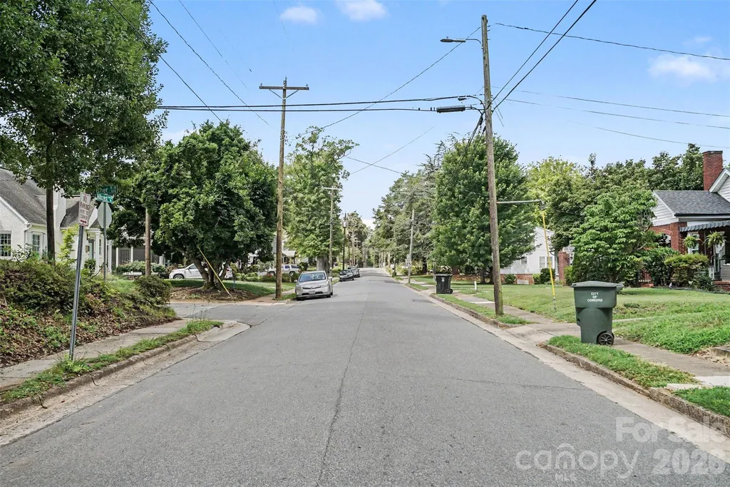 89 Hillcrest Avenue SE Concord NC 28025