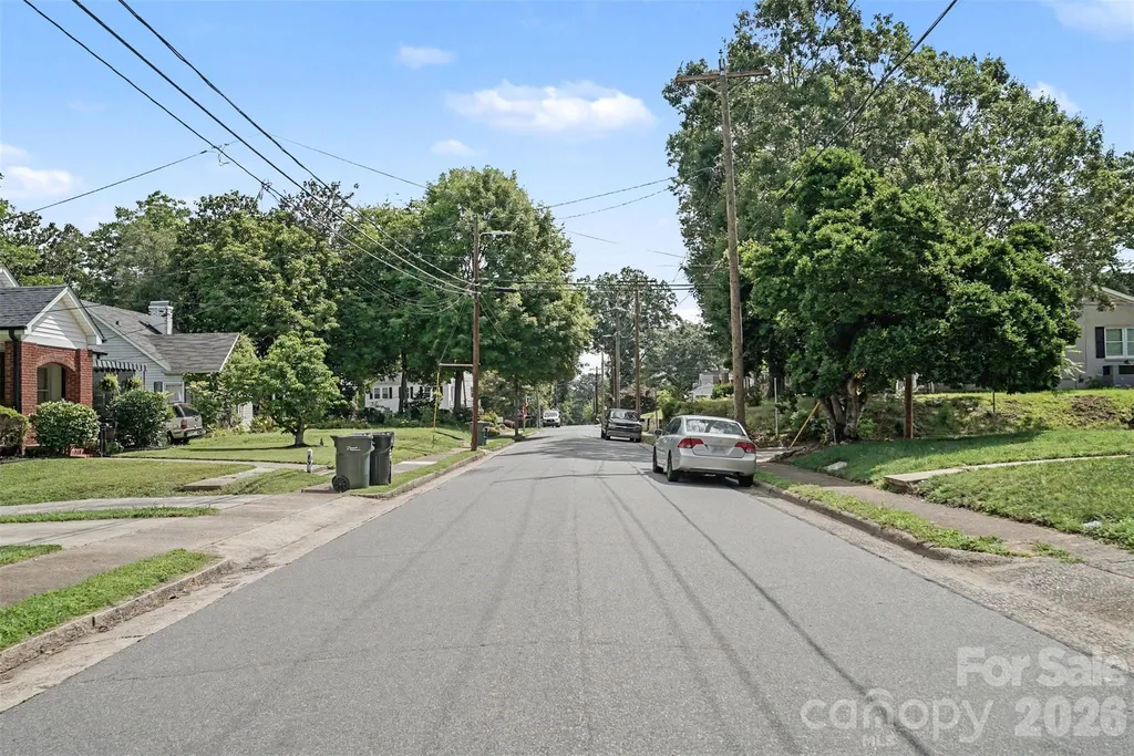 89 Hillcrest Avenue SE Concord NC 28025