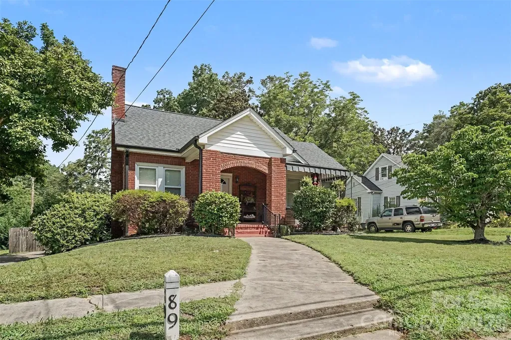89 Hillcrest Avenue SE Concord NC 28025