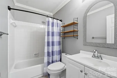 1112 Long Paw Lane Charlotte NC 28214