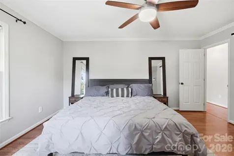1112 Long Paw Lane Charlotte NC 28214