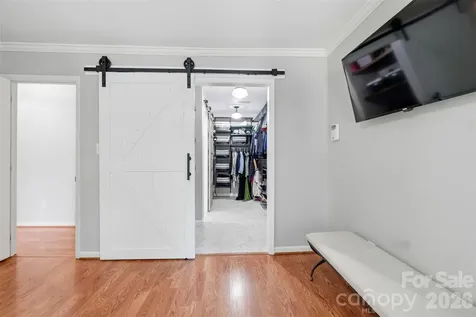 1112 Long Paw Lane Charlotte NC 28214